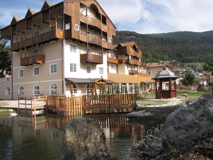 Zdjęcie Alpen Hotel Eghel - 1