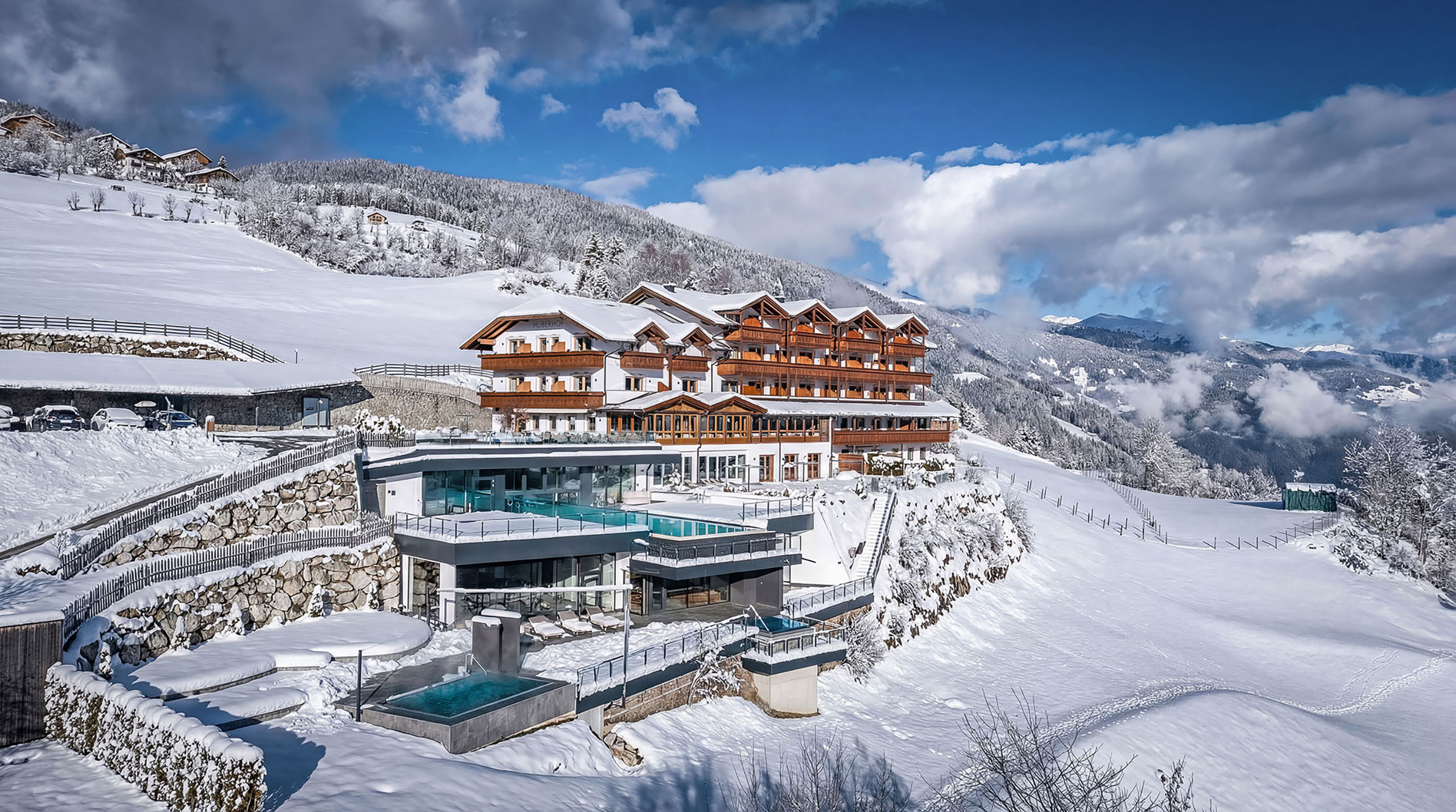 Zdjęcie Panoramahotel Huberhof