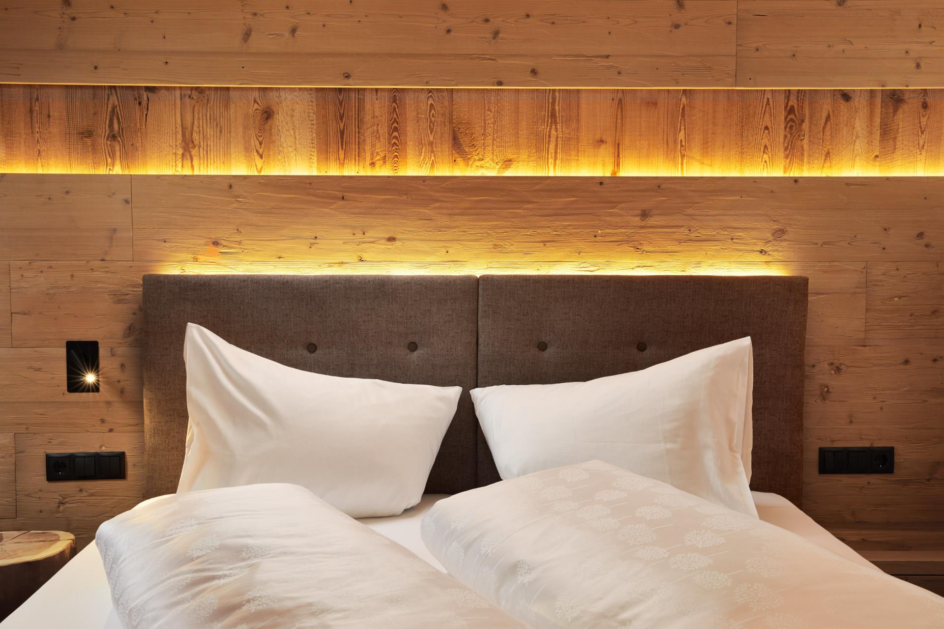 <p><strong>Penthouse Suite</strong></p> 3