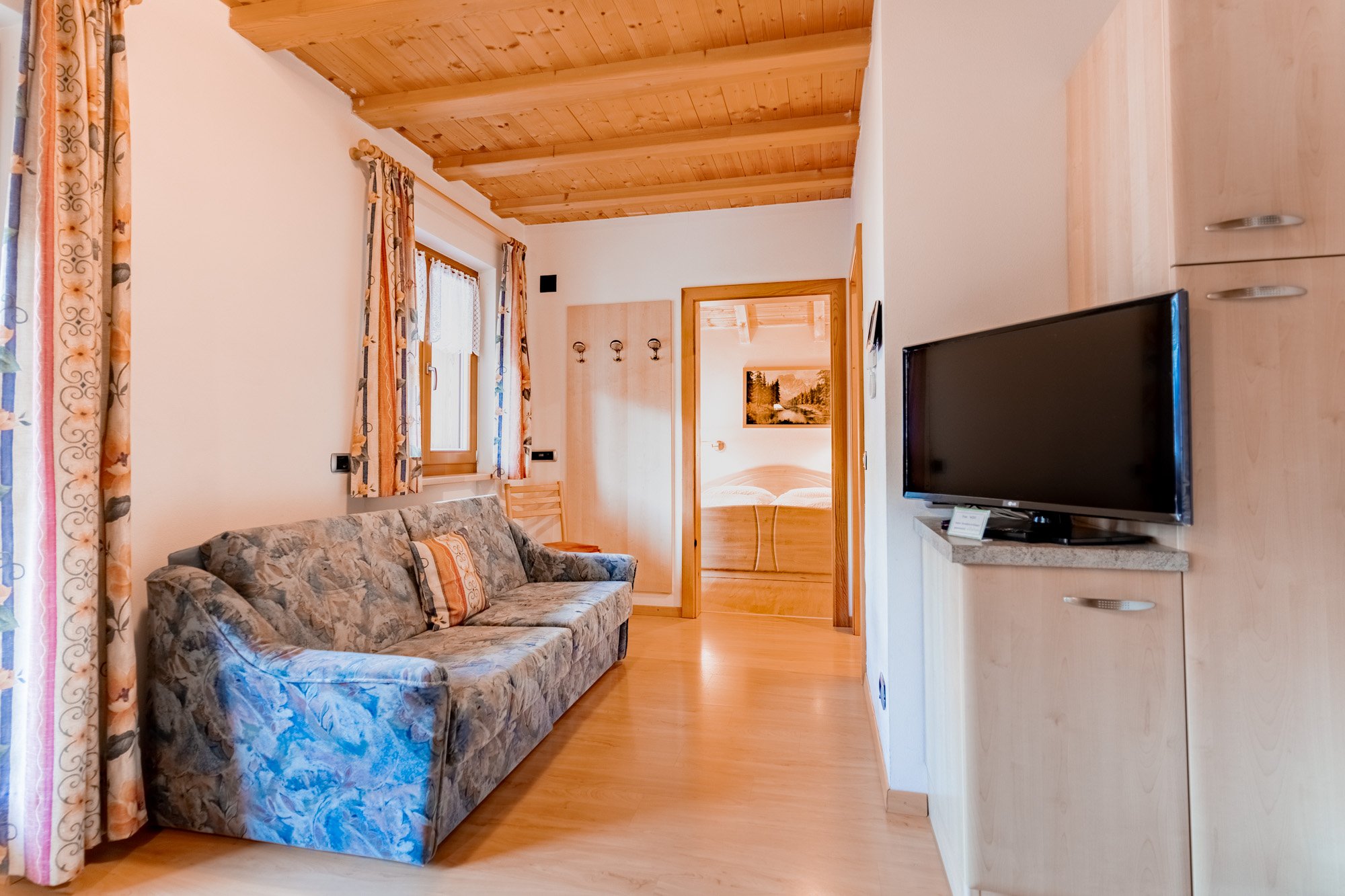 <p><strong>Apartament Fodara</strong></p> 5
