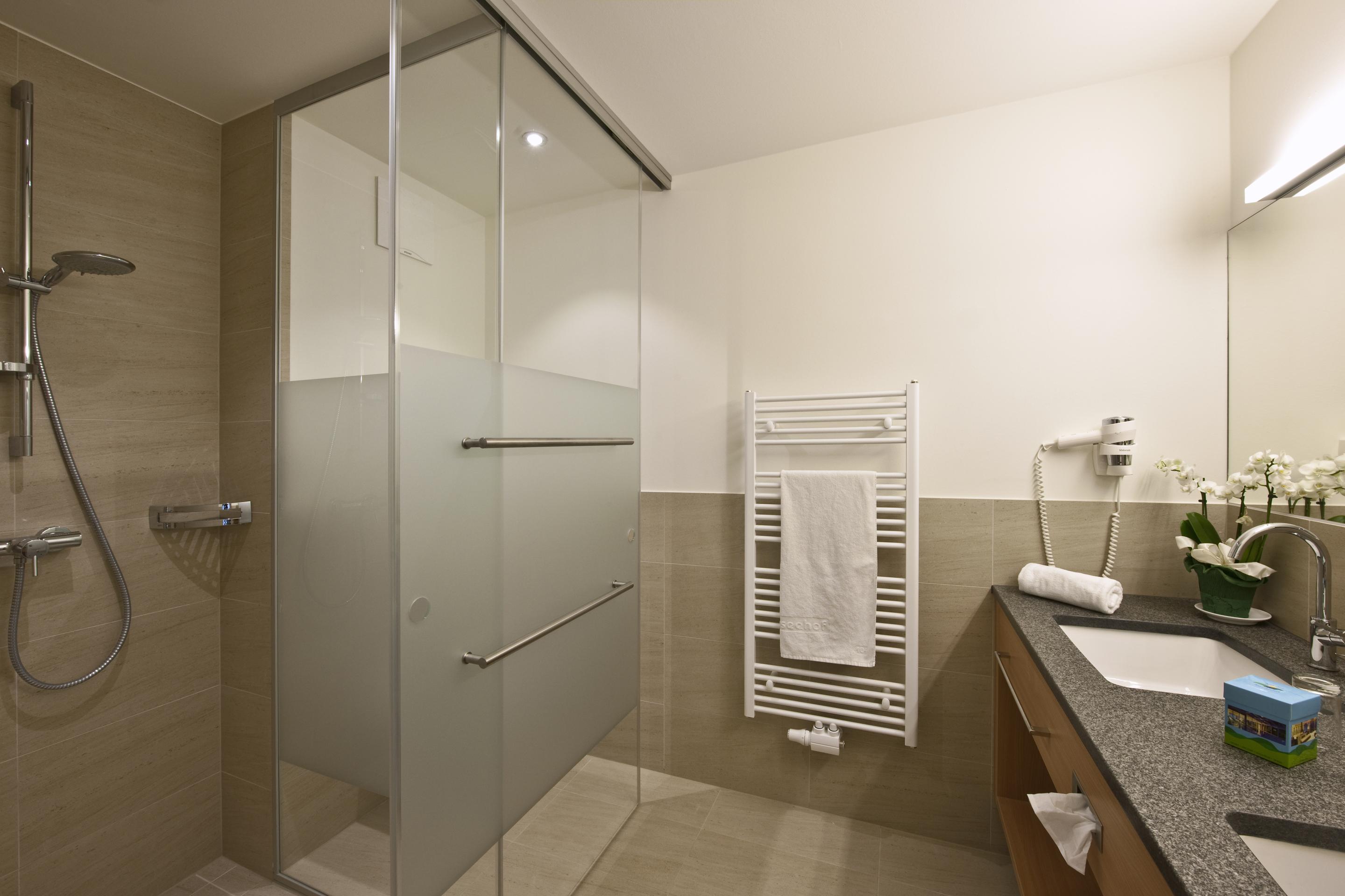 <p><strong>Double Room</strong></p> 5