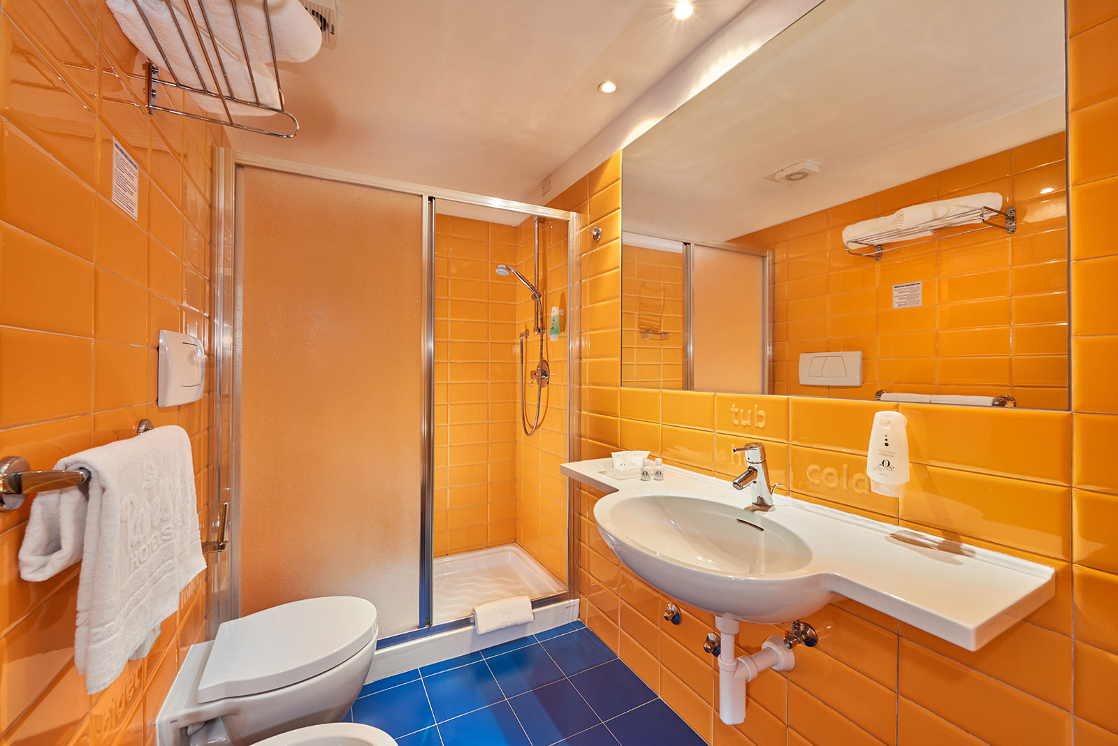 <p><strong><strong>Comfort with Balcony</strong> </strong></p> 8