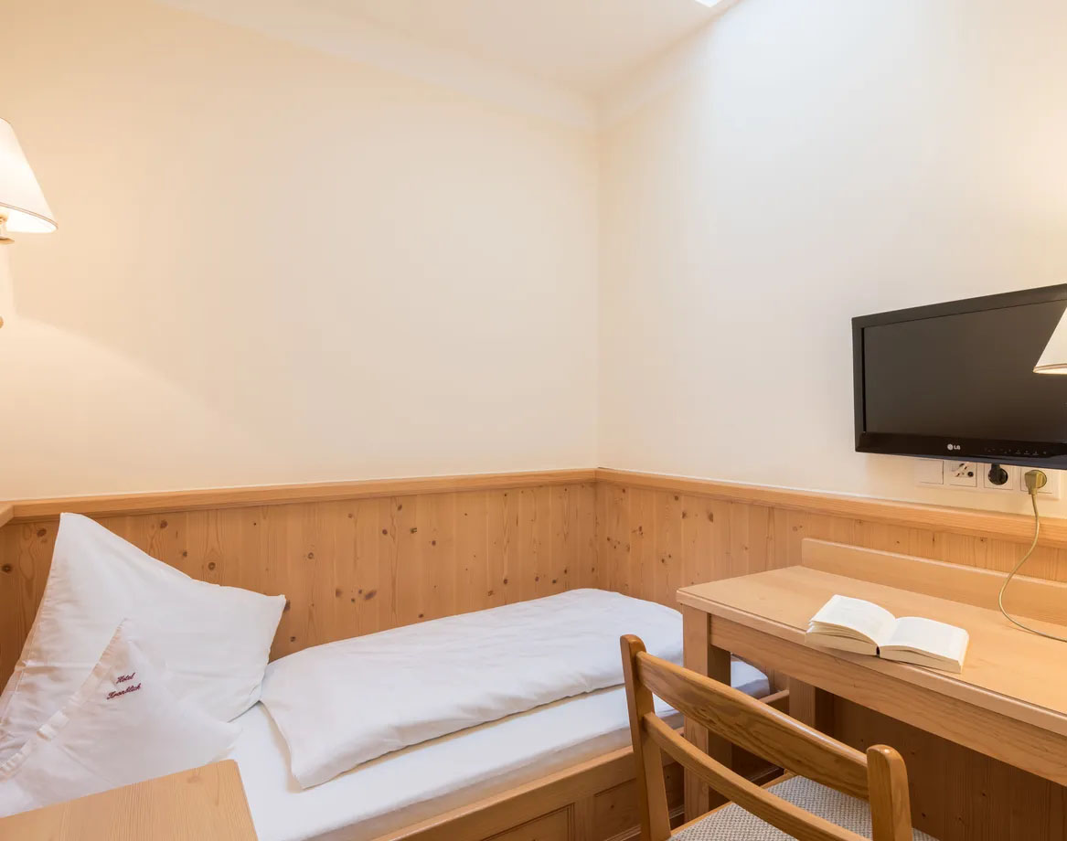 <p><strong>Apartament rodzinny dwupomieszczeniowy</strong></p> 4