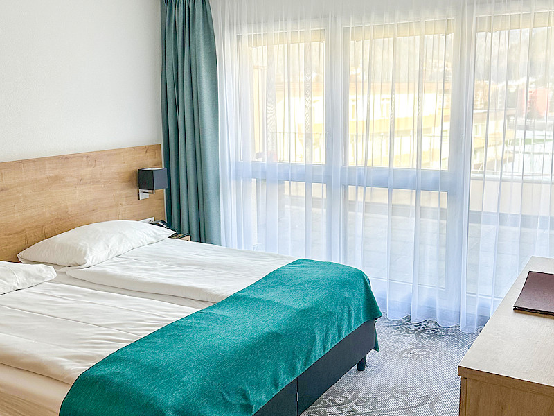 <p><strong>2 Room Suite</strong></p> 2