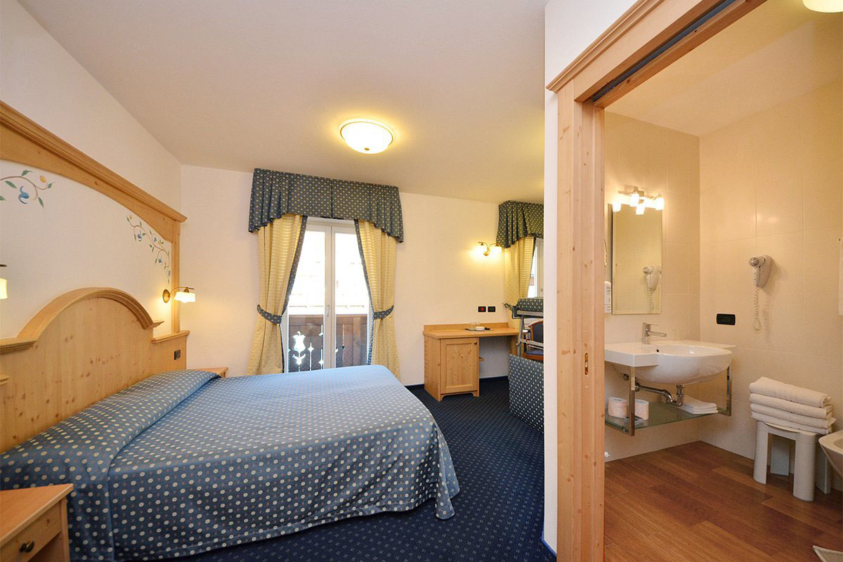 <p><strong>Classic Room</strong></p> 5