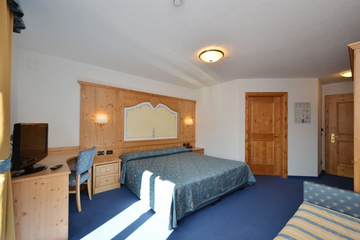 <p><strong>Superior Room</strong></p> 2